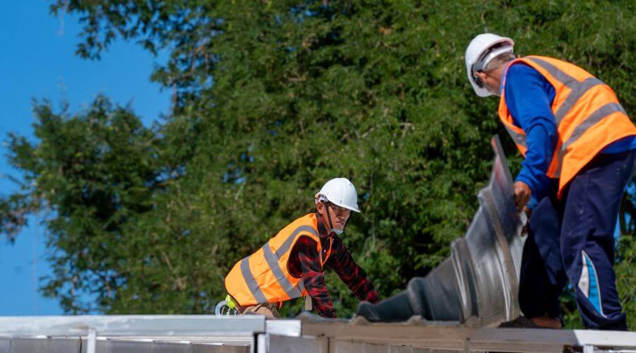 Expert top industrial roofings services in New England, ND